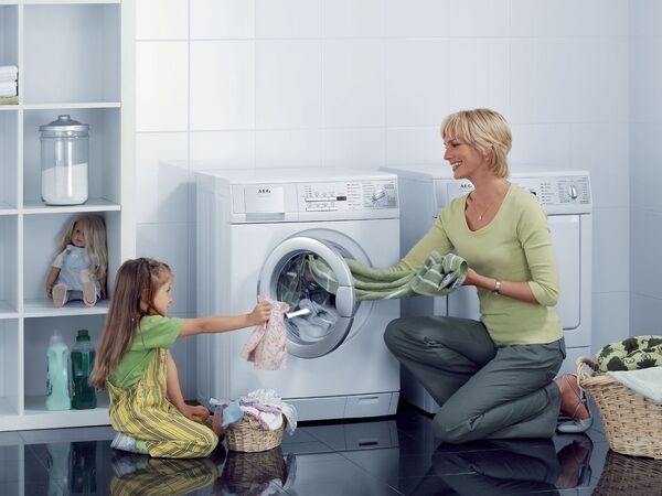 Có nên mua máy giặt cho trẻ sơ sinh hay không?