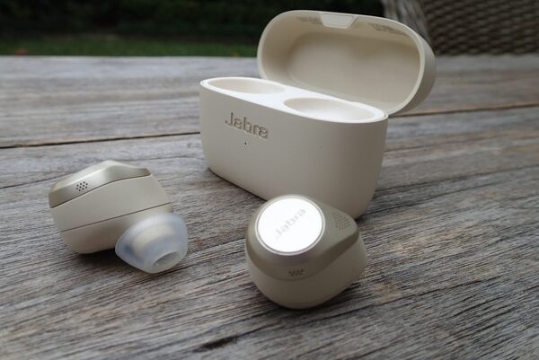 Jabra Elite 85t – Dòng tai nghe Bluetooth mini chất lượng cao
